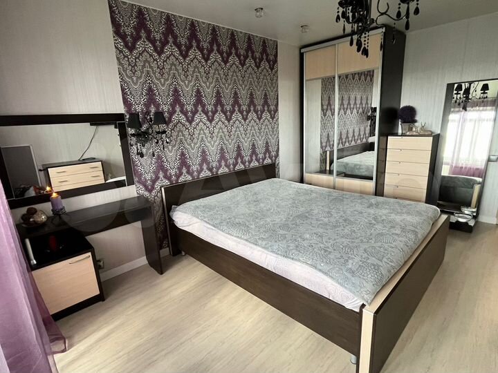 3-к. квартира, 71,4 м², 2/5 эт.