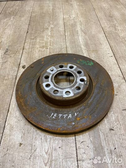Диски тормозные передние Volkswagen Jetta, Golf