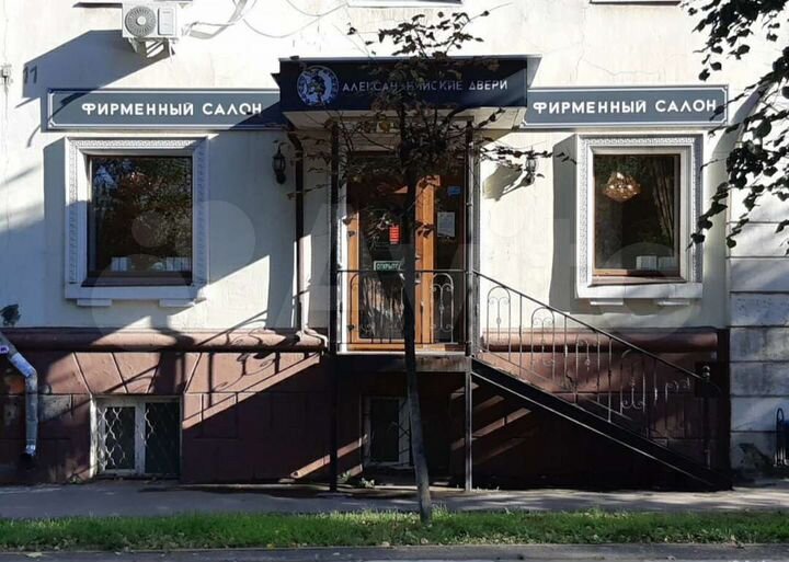 Торговая площадь, 52 м²