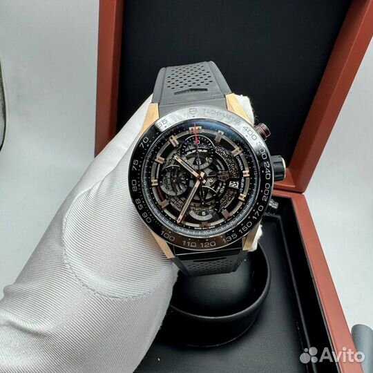 Часы Tag Heuer Carrera