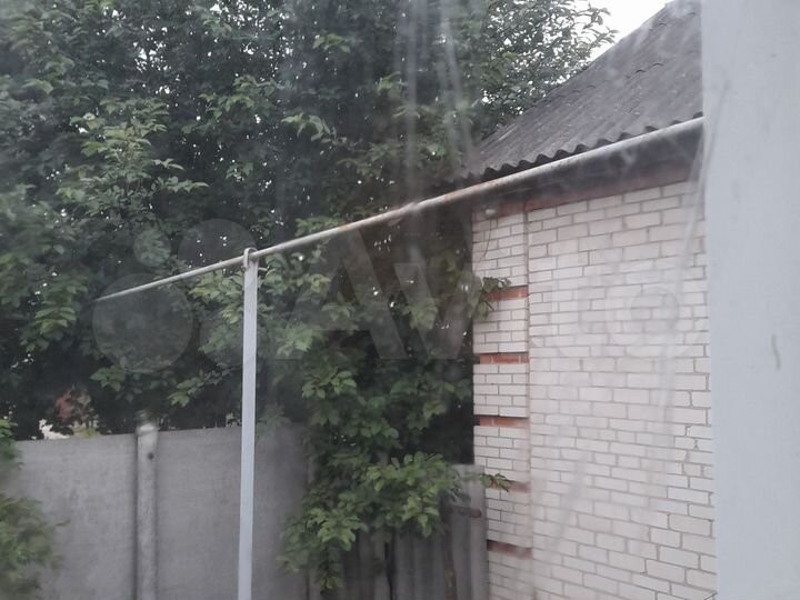 Комната 28 м² в 9-к., 1/1 эт.