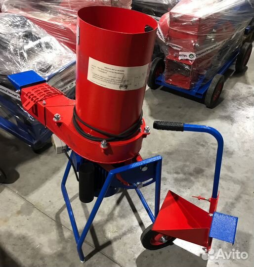 Измельчитель травы и веток 2в1 утр-315