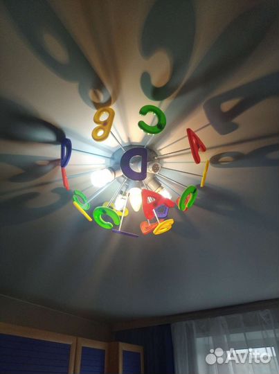 Люстра в детскую комнату