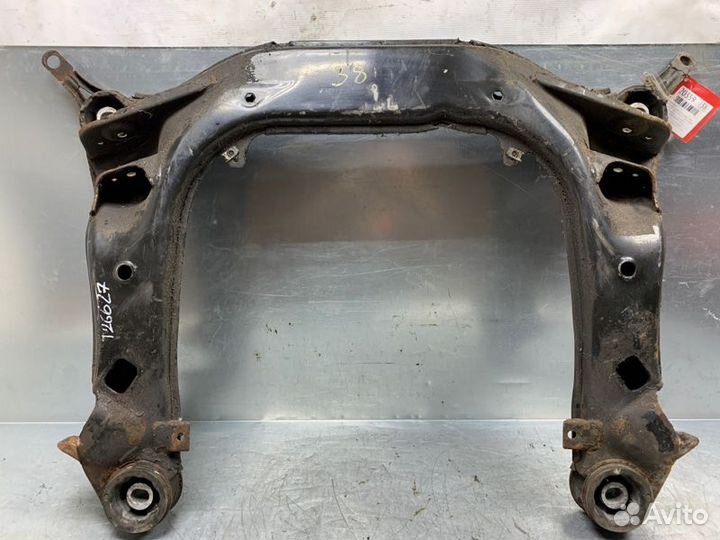 Балка передняя подрамник Audi A4 B6 2000-2004