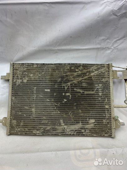Радиатор кондиционера Volkswagen Passat B5
