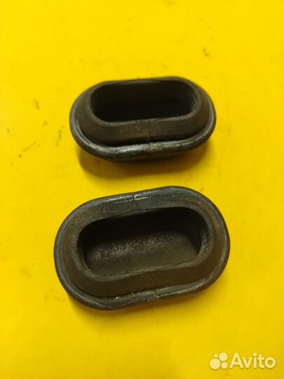 Отбойник топливного бака chevrolet cruze 12 J300 L