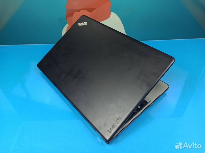 Ноутбук Lenovo i3/6gb/256Gb