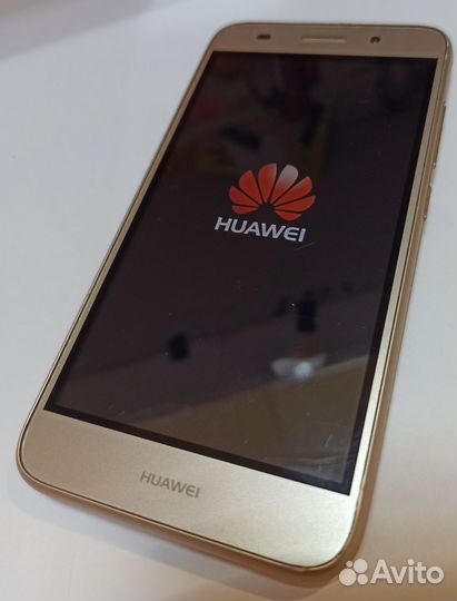 HUAWEI Y3 2017, 8 ГБ