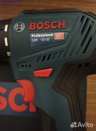 Мощный бесщеточный шуруповерт Bosch 12V