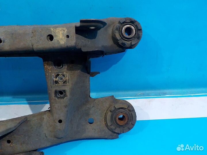 Балка задняя toyota Avensis 3 (T270) 2009-2018