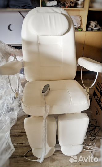Педикюрное кресло с электроприводом