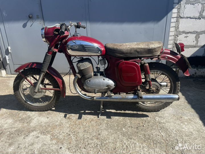 Ява 350 старуха