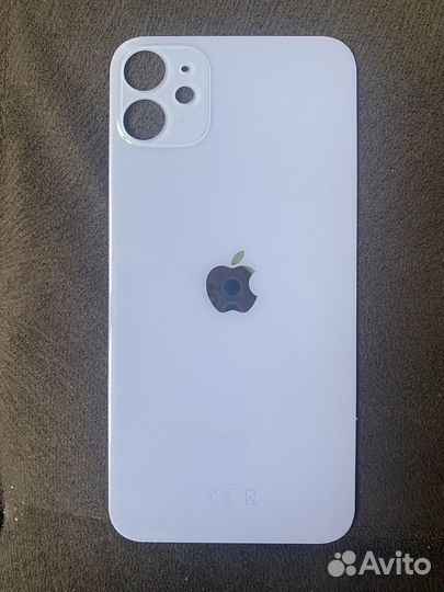 Задняя крышка на iPhone11