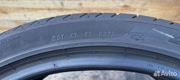 Pirelli P Zero 255/35 R20