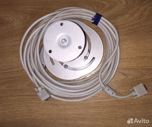 Проектор с экраном