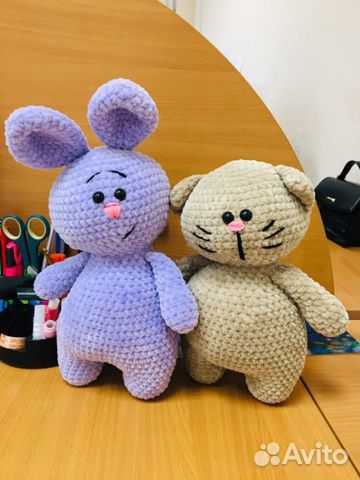 Плюшевый зайка и котик