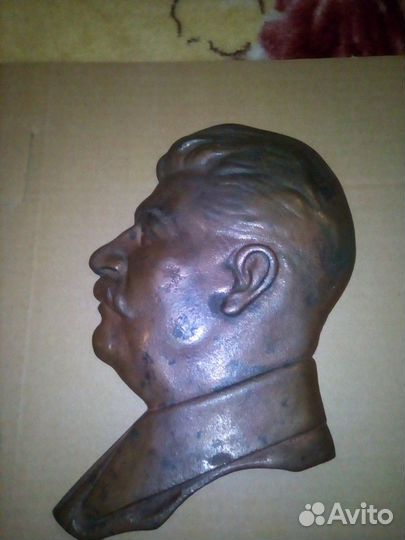 Профиль Сталина