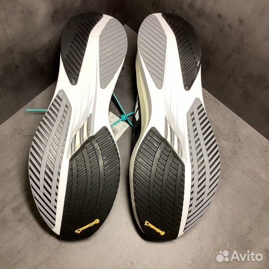 Adidas Adizero Boston 11