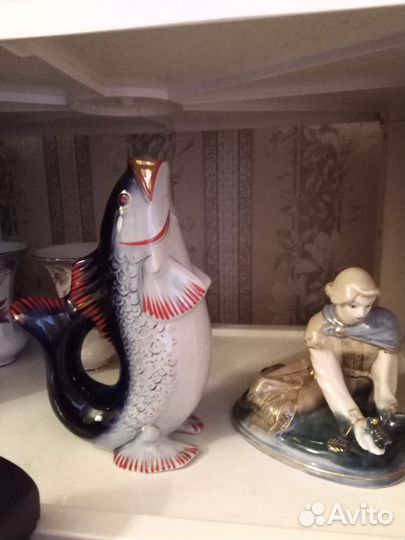 Фарфоровые статуэтка 