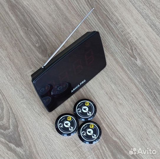 Табло вызова официанта и кнопка вызова персонала