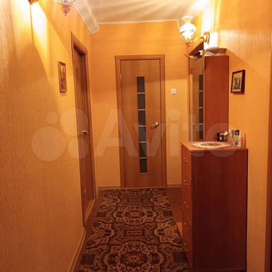 2-к. квартира, 54 м², 3/5 эт.