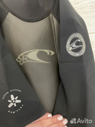 Oneill гидрокостюм 46