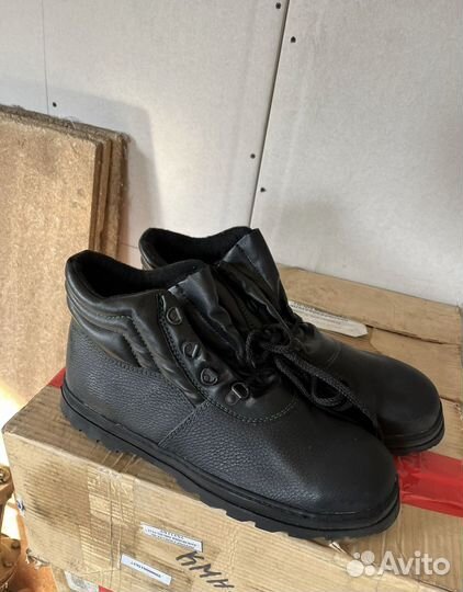 Продам ботинки рабочие кожаные