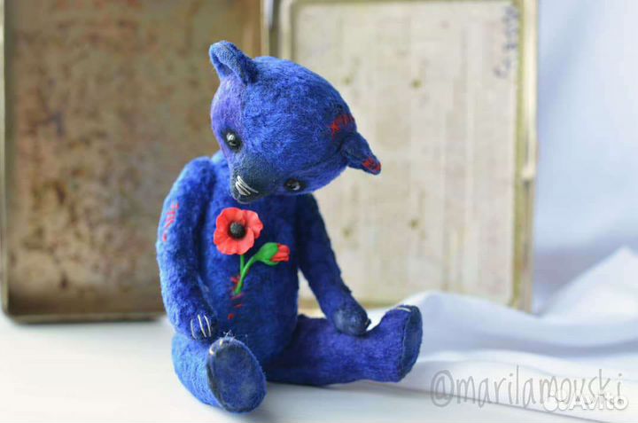 Медведь в Тедди технике