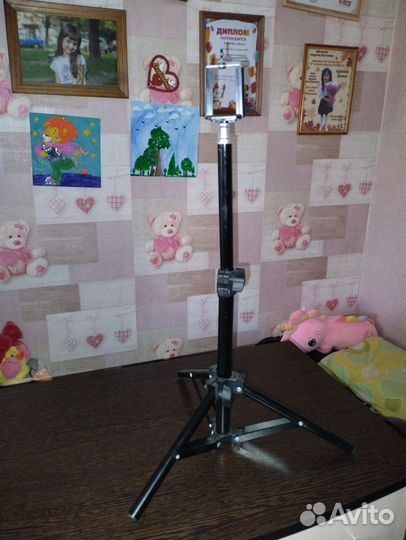 Штатив для видео камеры,и телефона