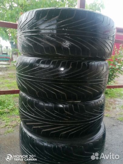 Triangle TR256 225/50 R17