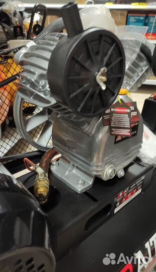 Компрессор воздушный Brait KMR-2500/100 450л/мин