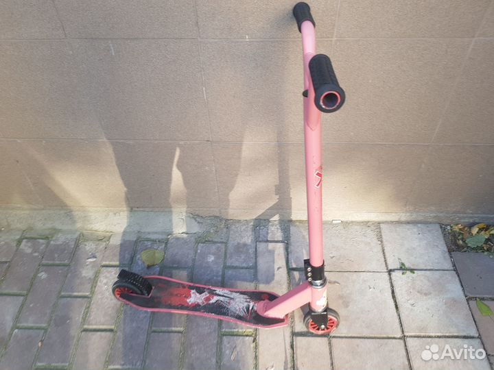 Самокат трюковой