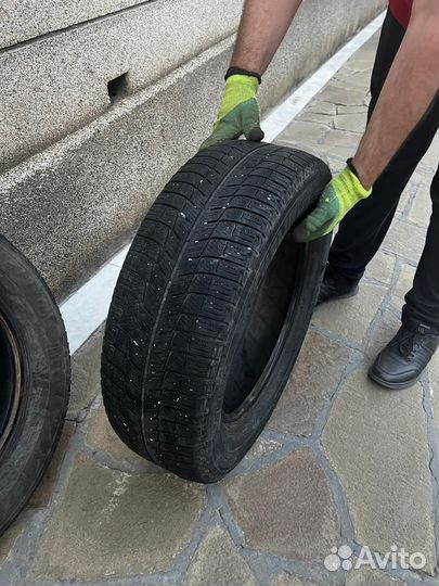 Michelin X-Ice XI3 205/65 R16