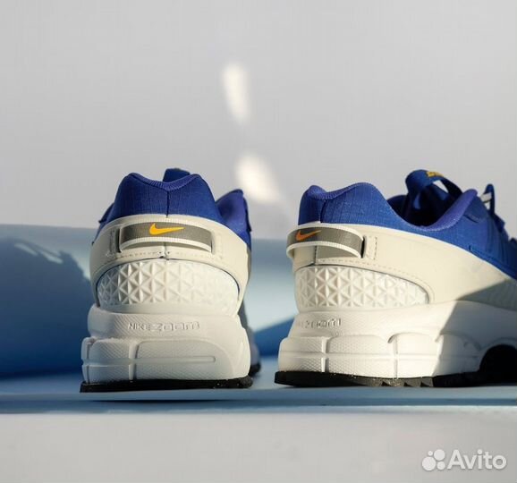 Кроссовки Nike Air ZoomVomero 5 Roam 