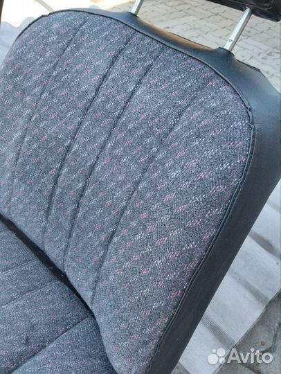 Передние сиденья