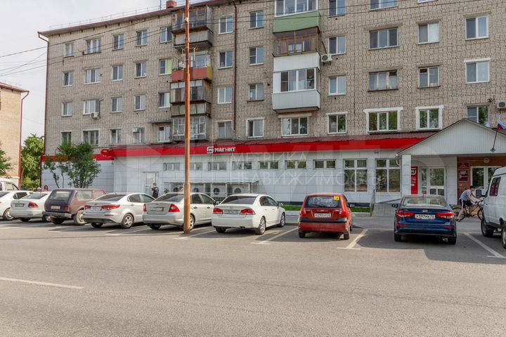 Продам торговое помещение, 360 м²