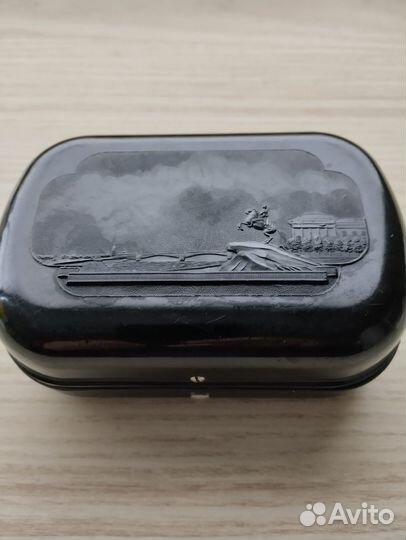 Старая электробритва 