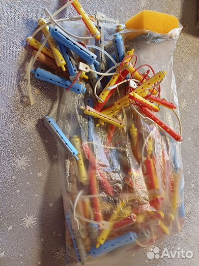 Коклюшки деревянные и пластиковые