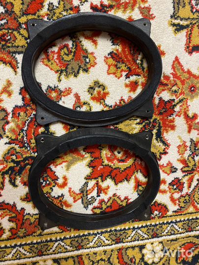 Проставки под динамики в двери Toyota Camry