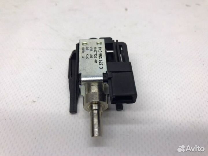 Блокиратор ключа замка зажигания Volkswagen Jetta