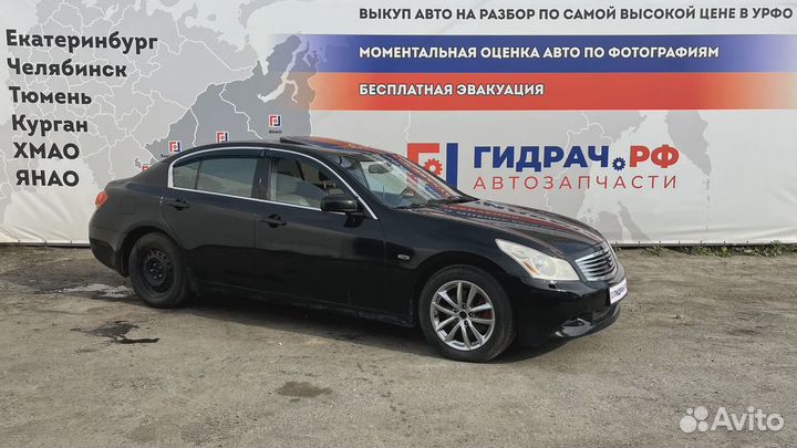 Заслонка дроссельная электрическая правая Infiniti