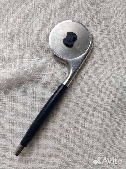 Нож для пиццы Tupperware