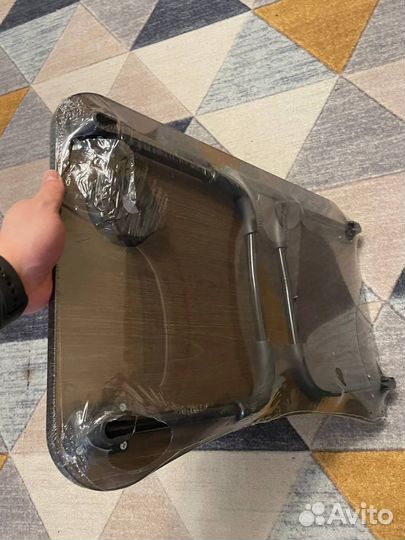 Столик для ноутбука