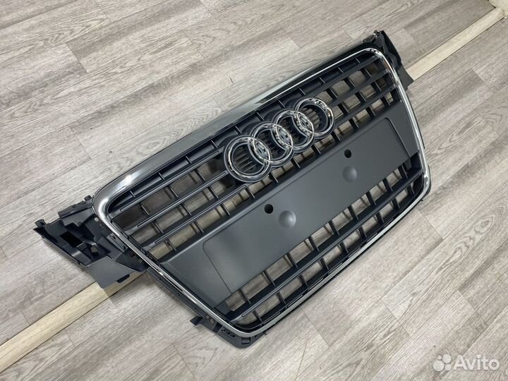 Решетка радиатора audi A4 b8 дорестайлинг 07-11г