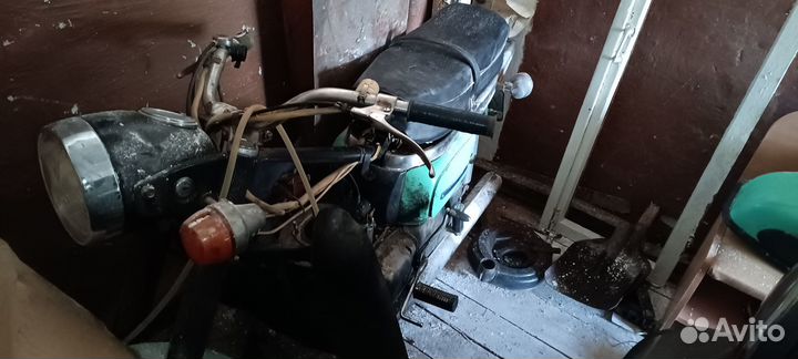 Продам мотоцикл восход 2 на запчасти