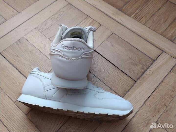 Мужские кроссовки reebok classic