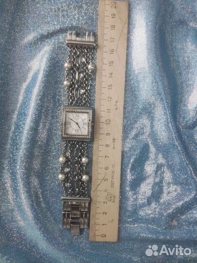 Наручные часы guess ladies