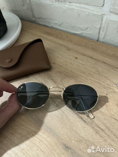 Солнцезащитные очки RAY BAN оригинал