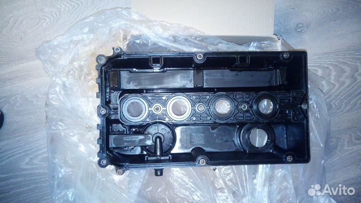 Крышка клапанная, GM 55558673 (Opel, Chevrolet)
