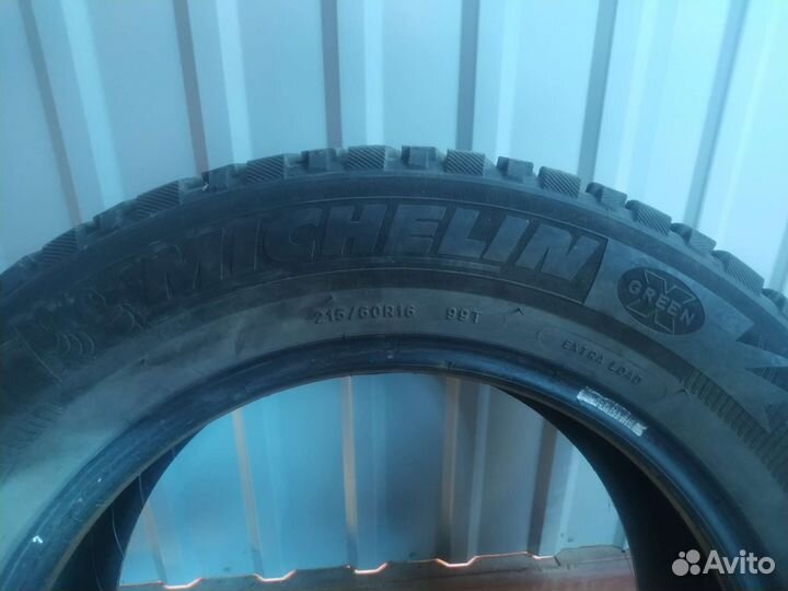Michelin X-Ice North XIN3 215/60 R16 99T
